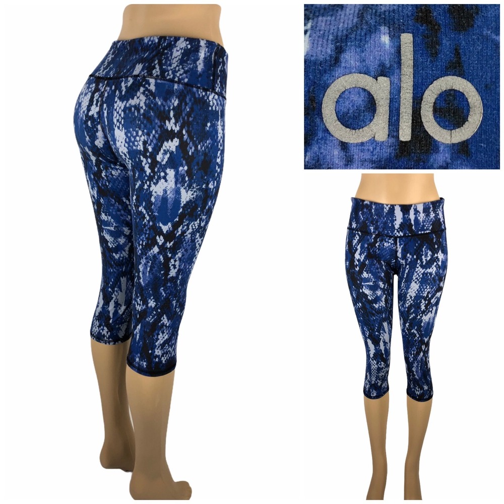 Alo Yoga Womens Small Capris Crop Polyester  Spandex Multicolor Yoga Gym Running